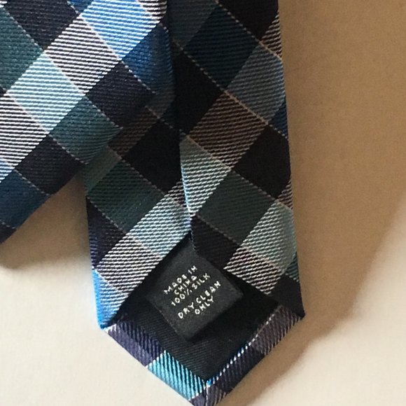 Express Light Blue Patch Pattern 100% Silk Tie - Picture 2 of 3